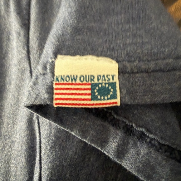 Blue Graphic V-Neck Women's Top - Picture 3 of 4